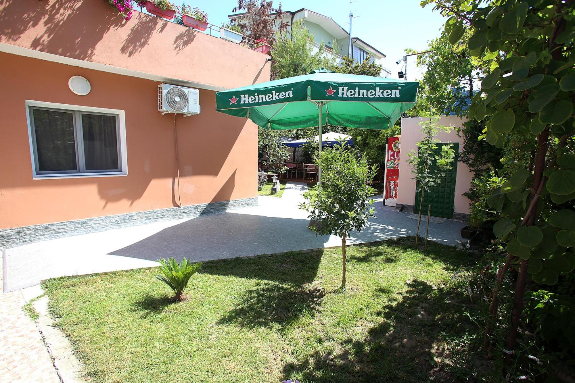 Vila Hyseni Dıraç Oda fotoğraf